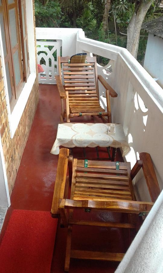 טנגלה Jayanika Home Stay מראה חיצוני תמונה